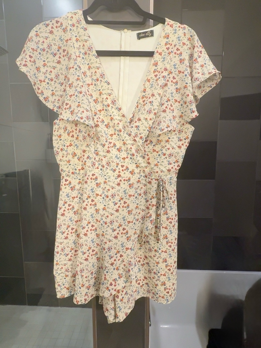 Dee Elly Floral Faux Wrap Ruffle Romper Ivory Multicolor Size L